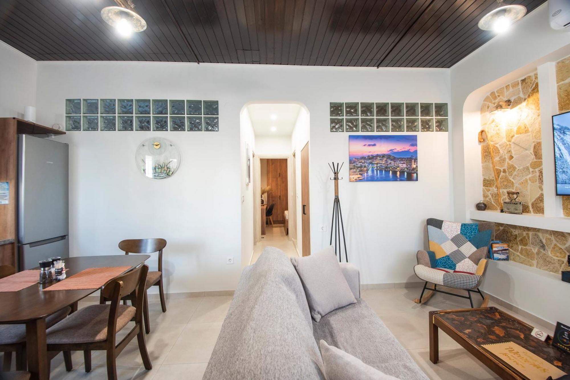 Theofani'S Apartment อายิโอสนิโกลาโอส ภายนอก รูปภาพ
